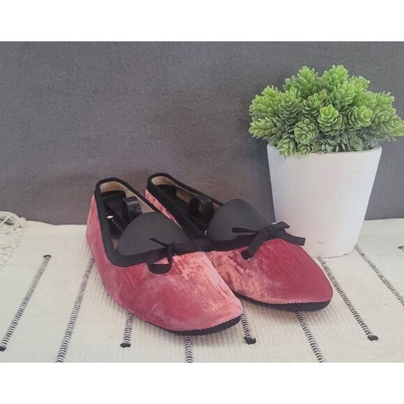 RARE VINTAGE PRADA Crushed Red Velvet Slippers Flats With Black Bows 39.5 - Picture 1 of 12
